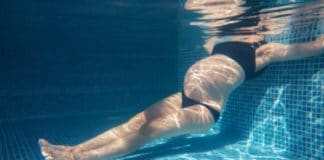 Les avantages de la forme physique aquatique Bénéfices d'exercices en piscine pour femmes enceintes